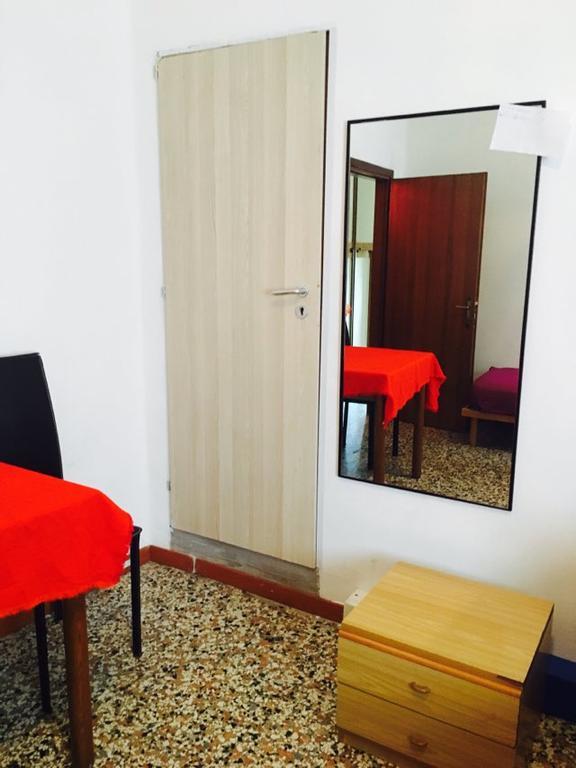 Bed and Breakfast Casa Ale Marghera Exterior foto